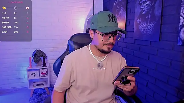 عرض كام DaviidEvans_