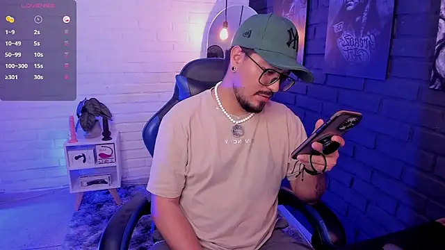 DaviidEvans_ Pertunjukan Webcam