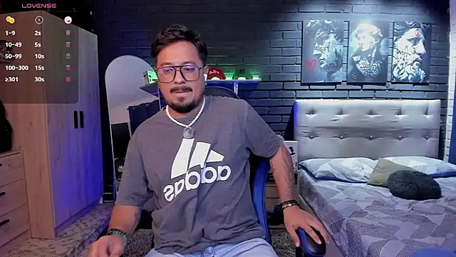 DaviidEvans_ Show Webcam