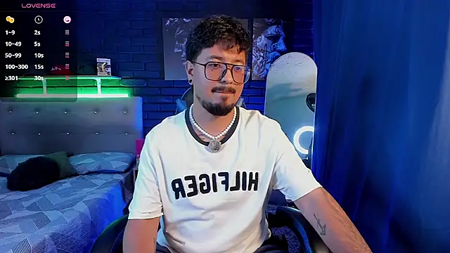 DaviidEvans_ Show Webcam