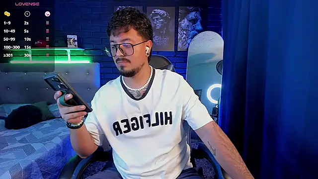 DaviidEvans_ Webcam show