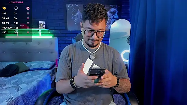 Pokazy przed kamerką – DaviidEvans_