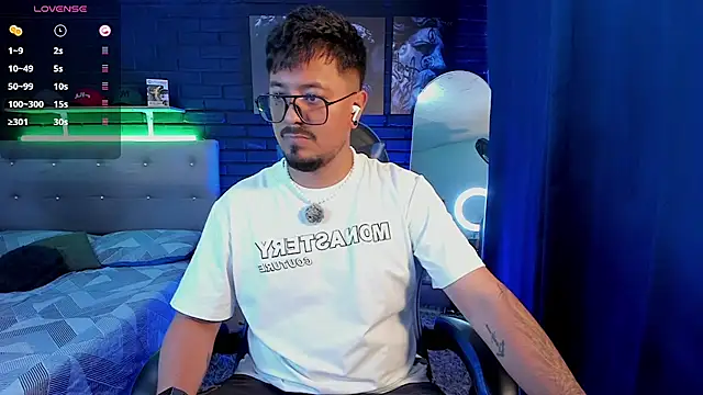 DaviidEvans_ Webcam show