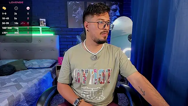 DaviidEvans_ Show Webcam