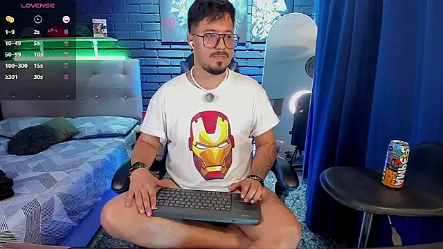 DaviidEvans_ webkamerás műsora