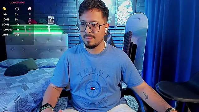 عرض كام DaviidEvans_