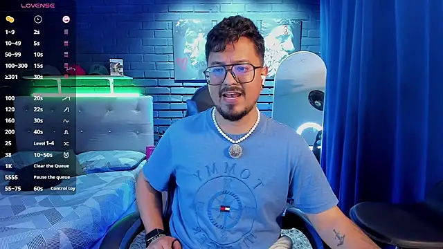 DaviidEvans_ Webcam show