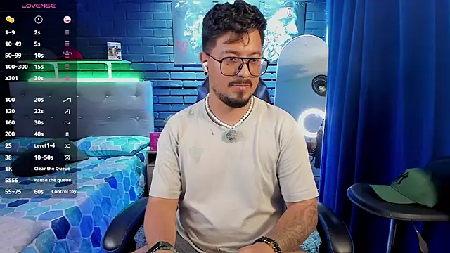 DaviidEvans_ Show Webcam