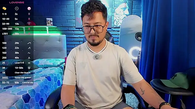 DaviidEvans_ Show Webcam