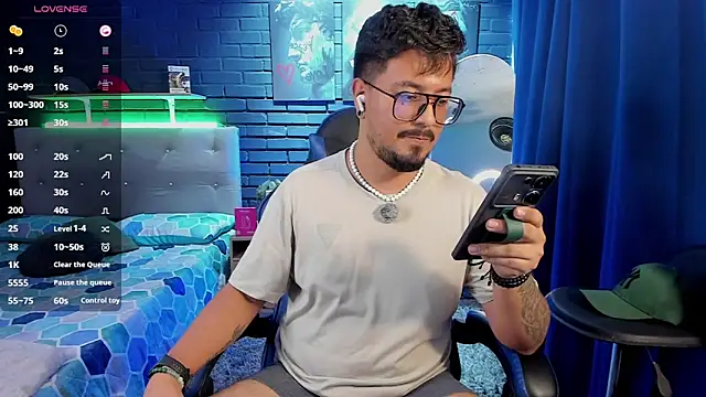 DaviidEvans_ Show Webcam