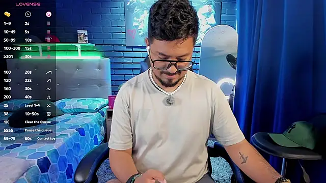 DaviidEvans_ Show Webcam