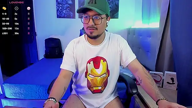 DaviidEvans_ Show in webcam