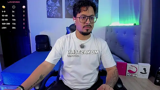 DaviidEvans_ Show Webcam