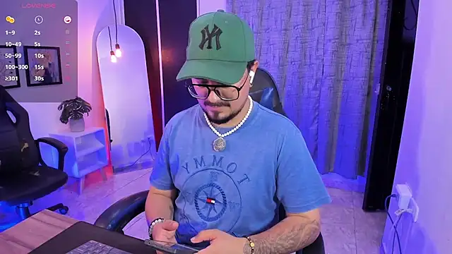DaviidEvans_ Webcam Show
