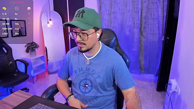 عرض كام DaviidEvans_