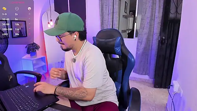 DaviidEvans_ Show Webcam