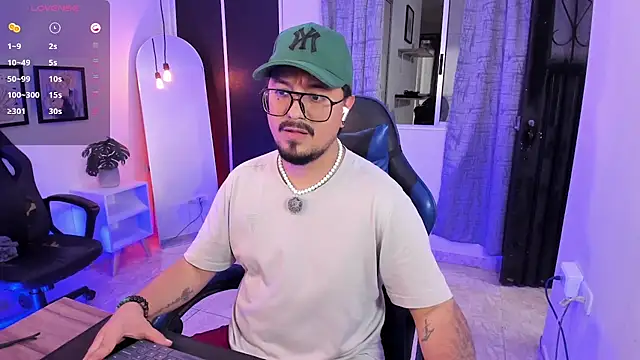 DaviidEvans_ Show Webcam