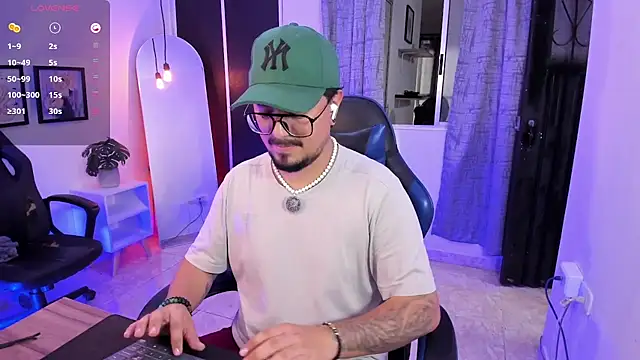 عرض كام DaviidEvans_