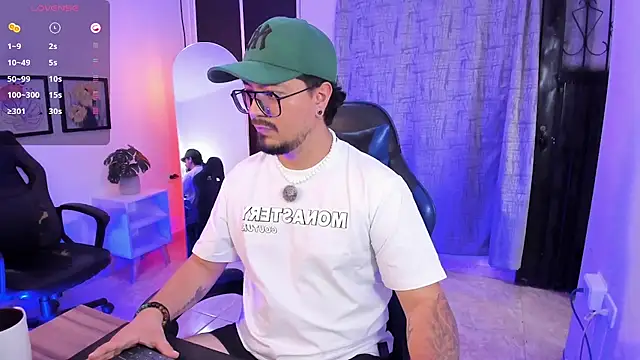 DaviidEvans_: вебкам-шоу