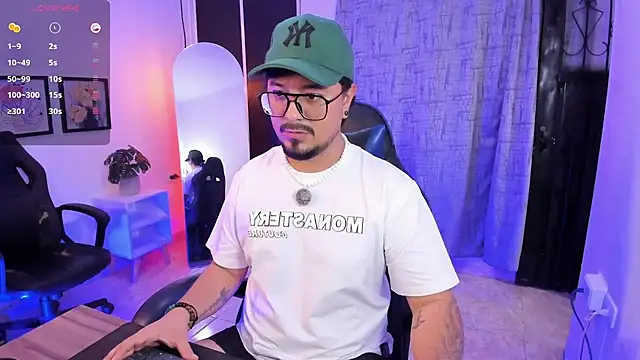 DaviidEvans_ Pertunjukan Webcam