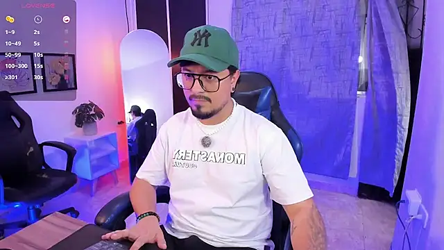 DaviidEvans_ Show Webcam