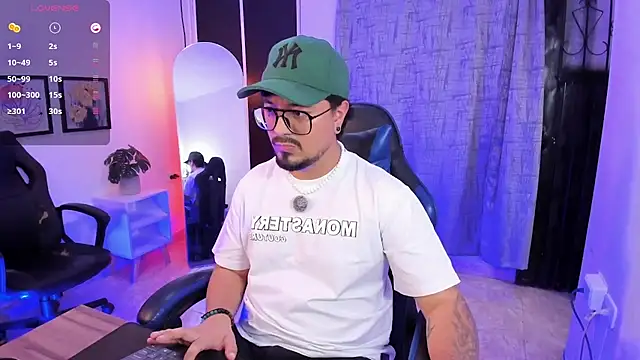 הופעת וובקאם של DaviidEvans_