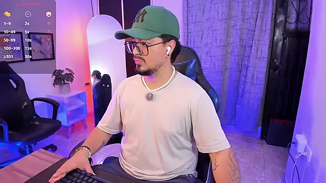 DaviidEvans_ Show Webcam