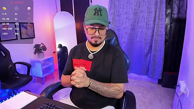 DaviidEvans_'s Webcam Show