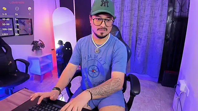 DaviidEvans_ Webcam Show