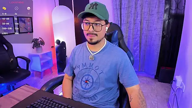 DaviidEvans_ Webcam show