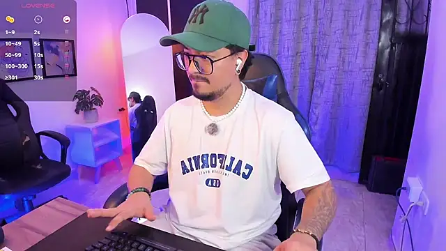 DaviidEvans_ Show Webcam