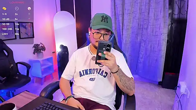 Pokazy przed kamerką – DaviidEvans_