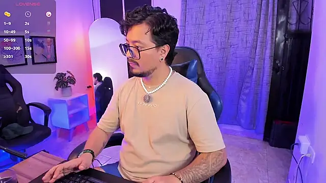 عرض كام DaviidEvans_