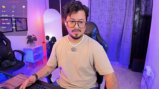 DaviidEvans_ Show Webcam