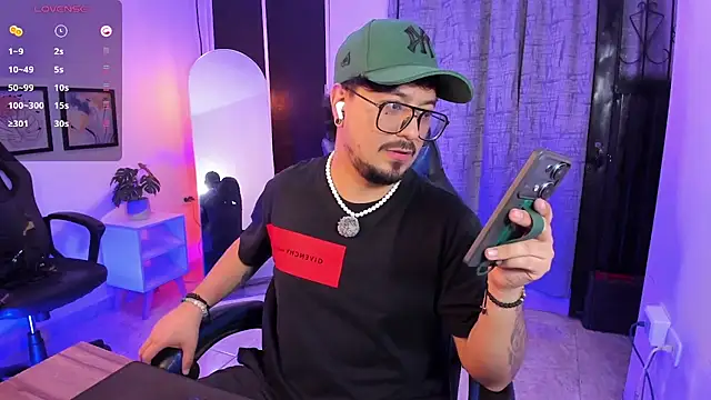 عرض كام DaviidEvans_