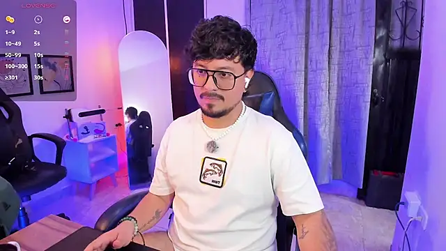 عرض كام DaviidEvans_