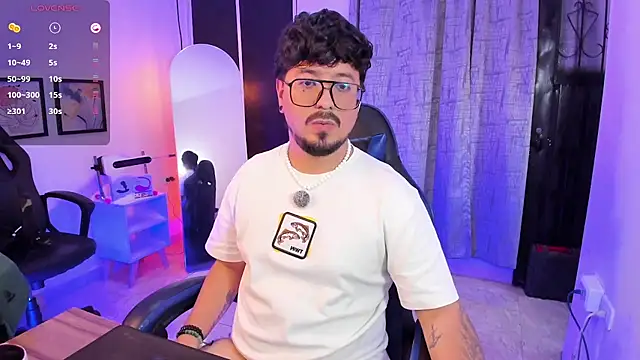 DaviidEvans_ Show Webcam