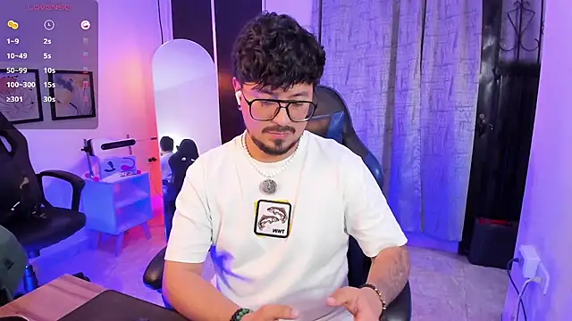 הופעת וובקאם של DaviidEvans_