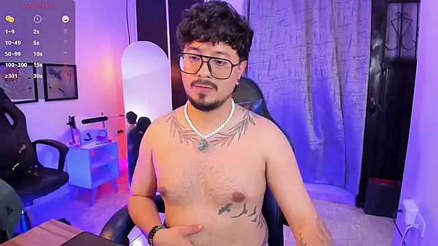 DaviidEvans_ Show in webcam