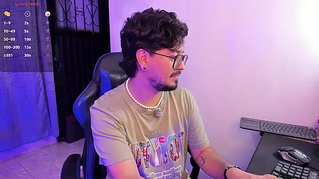 DaviidEvans_ Show Webcam