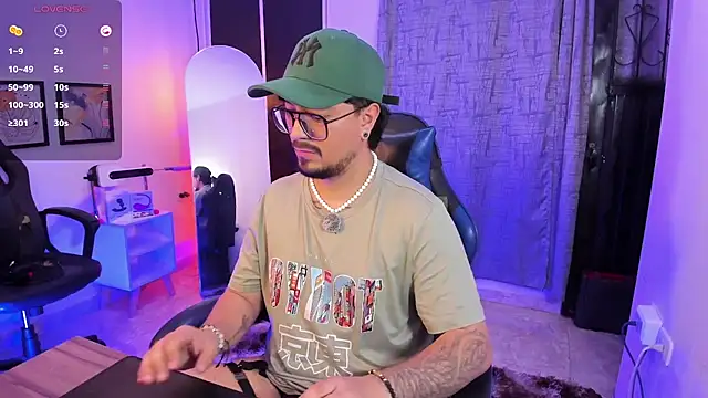 DaviidEvans_'s Webcam Show