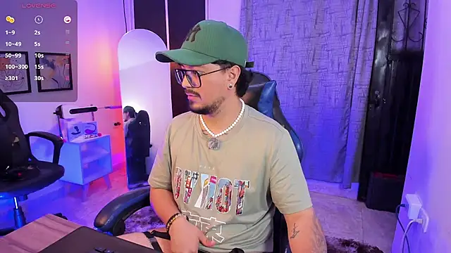 DaviidEvans_ Show Webcam