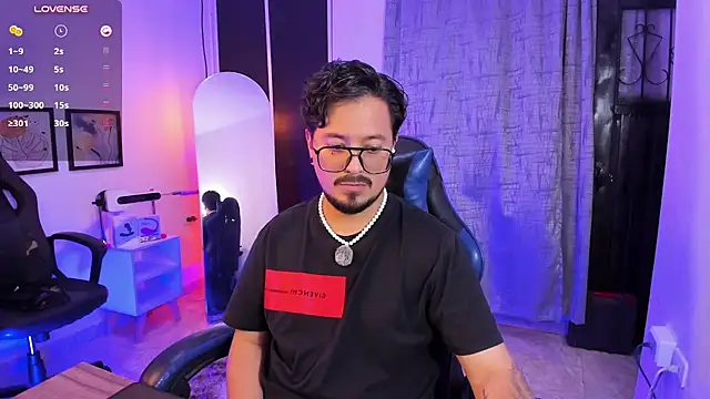 DaviidEvans_ Webcam show