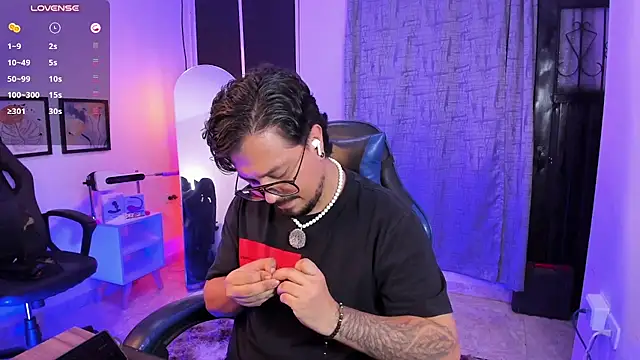 DaviidEvans_ webkamerás műsora