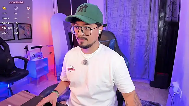 DaviidEvans_ Show Webcam