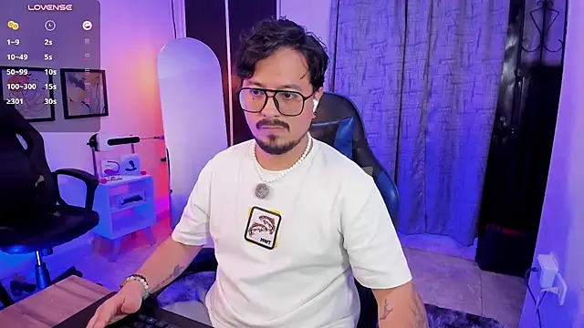 عرض كام DaviidEvans_