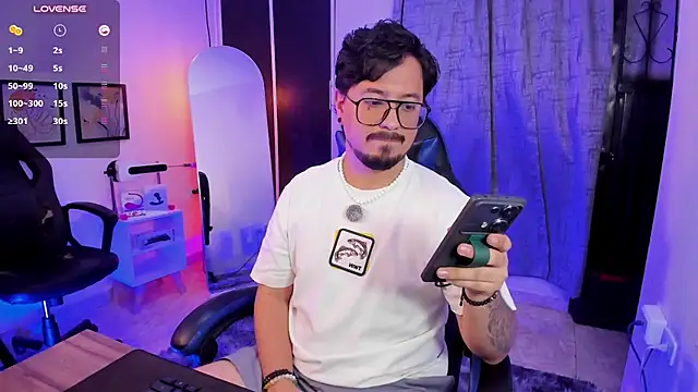 عرض كام DaviidEvans_