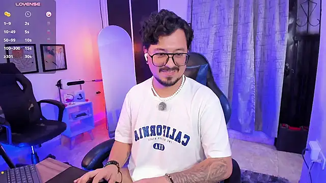 DaviidEvans_ Webcam Show