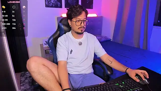 DaviidEvans_ Show Webcam