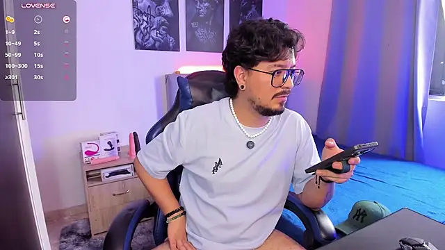 DaviidEvans_ Show Webcam